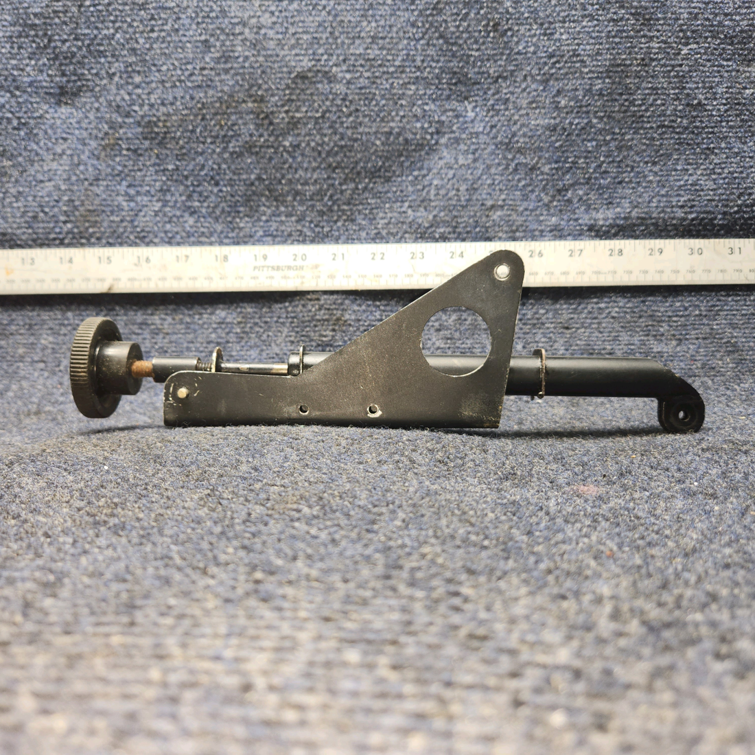 Used aircraft parts for sale, 62829-003 PIPER PA28-140 Rudder Trim Shaft Assy