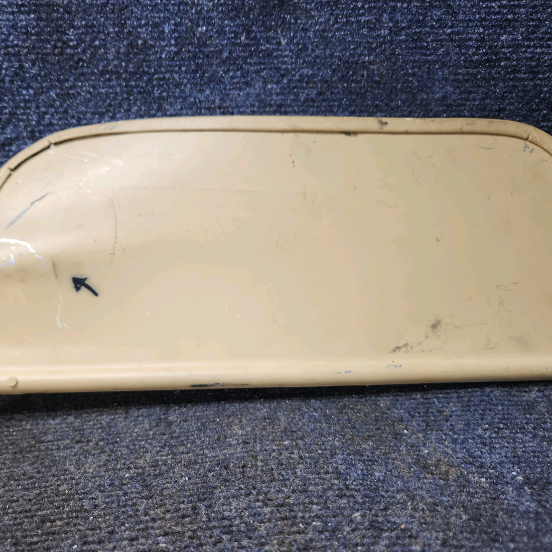 Used aircraft parts for sale, 0713011-13 Cessna 172 Sun-Visor Set LH & RH with brackets (Dent)