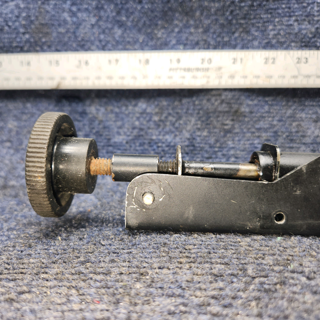 Used aircraft parts for sale, 62829-003 PIPER PA28-140 Rudder Trim Shaft Assy