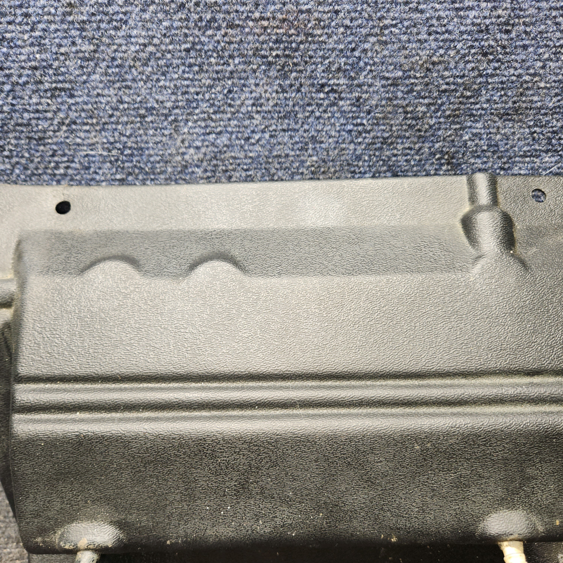 Used aircraft parts for sale, 35201-000 piper PA-28-181 Battery Box Cover Assembly