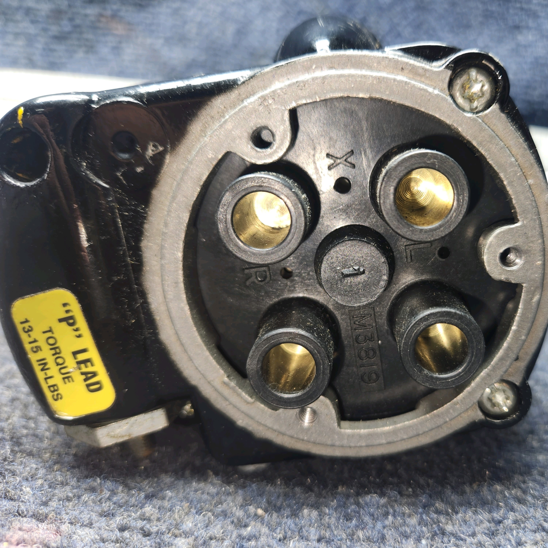 Used aircraft parts for sale, 4370 Lycoming O-320 PIPER PA28-140 Champion Slick Magneto Whit Gear