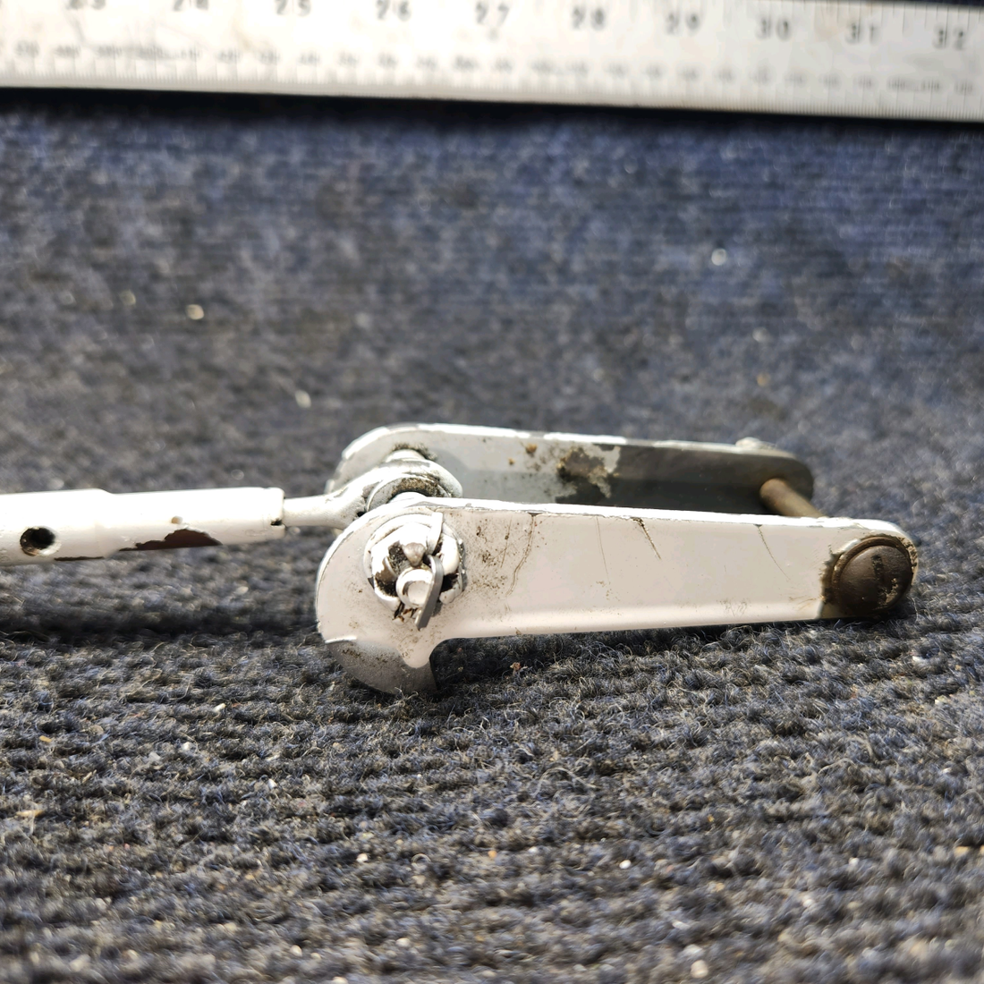 Used aircraft parts for sale, 67031-002, 67028-000 Piper PA32RT-300 Gear Retraction Fitting and Hook - LH