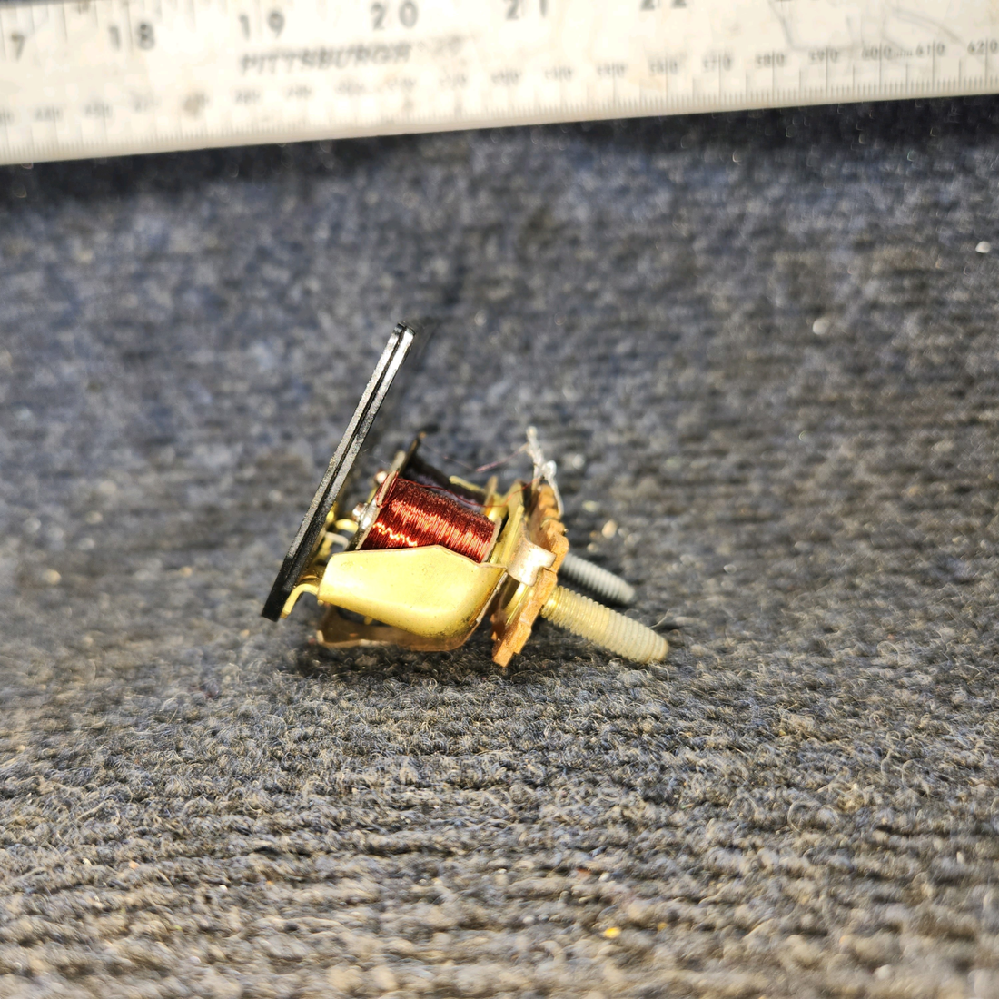 Used aircraft parts for sale, 5643645 Stewart-Warner Piper Fuel Gauge Indicator (12v)