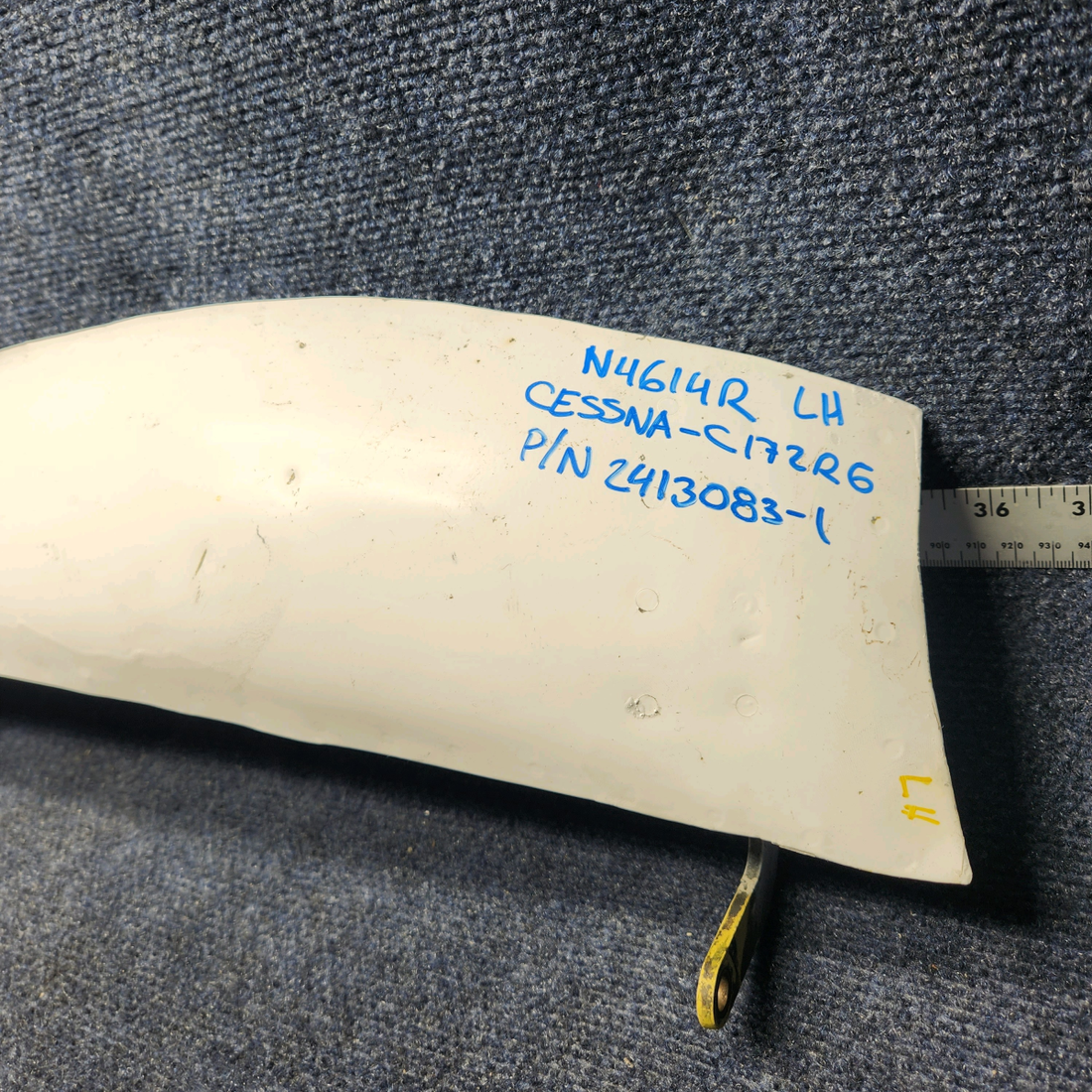 Used aircraft parts for sale, 2413083-1 CESSNA C172RG NOSE GEAR DOOR ASSEMBLY  LH