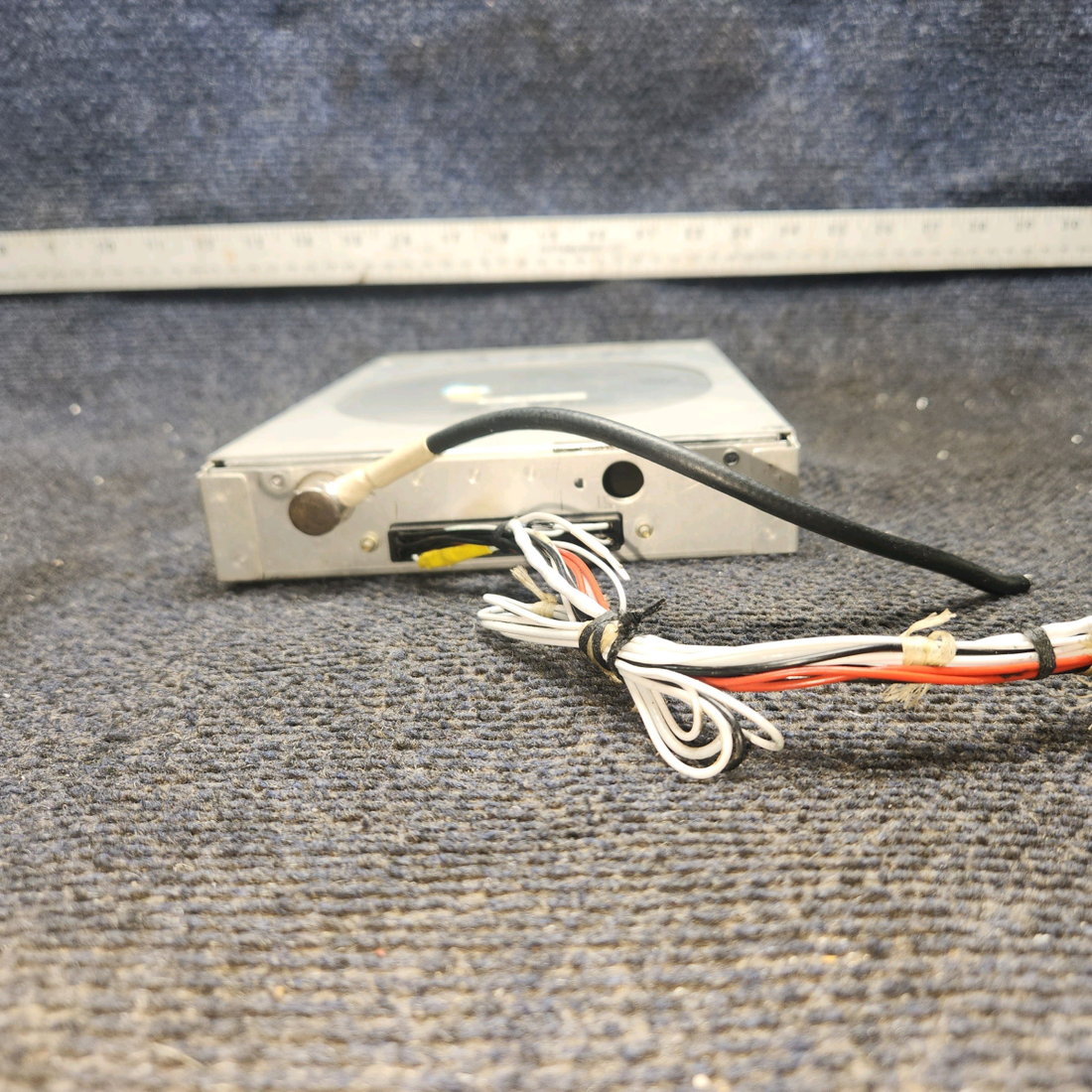 Used aircraft parts for sale, 066-1067-01 Bendix King KN 53 Cessna 172E Navigation Receiver