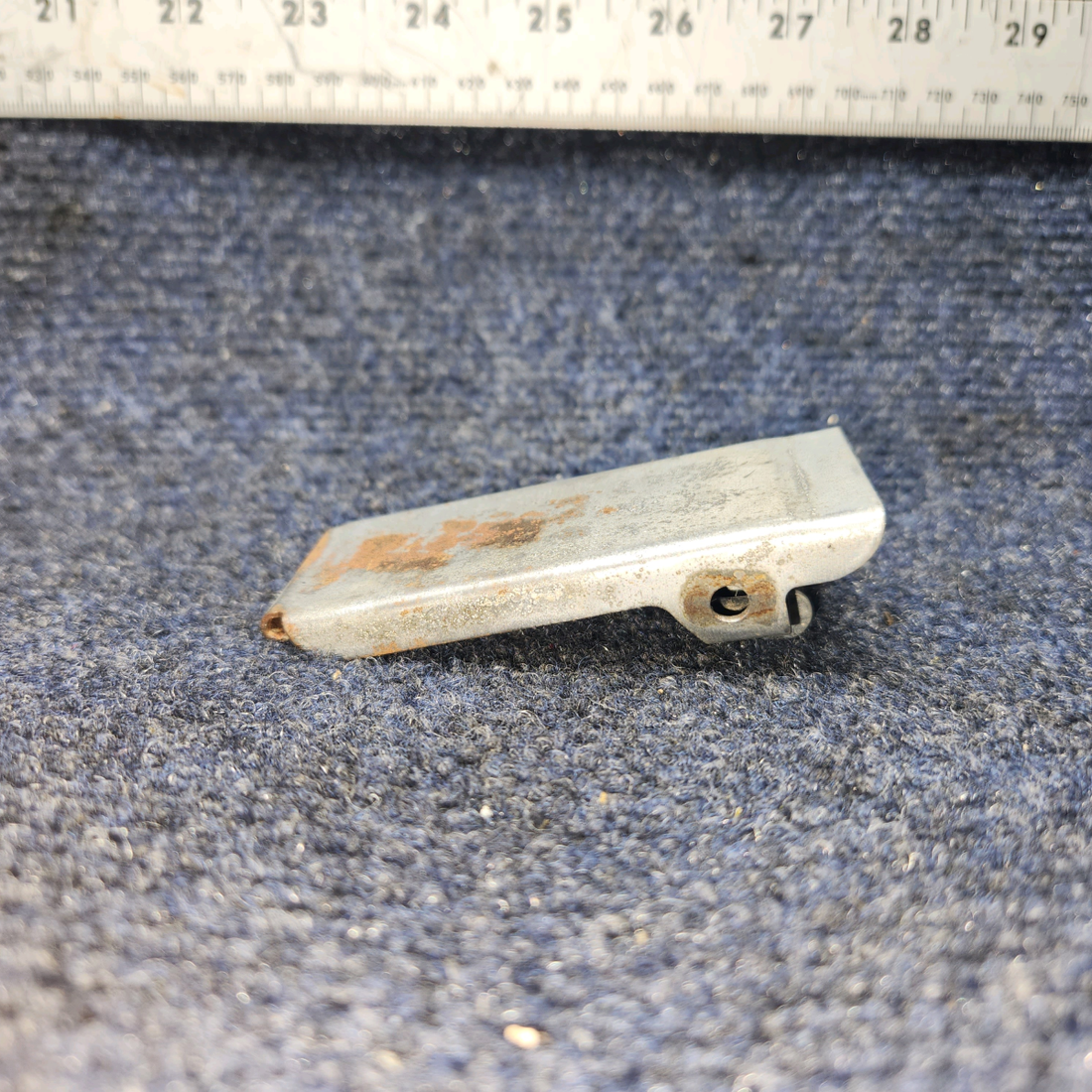 Used aircraft parts for sale, 0413389-4 Cessna C-150J Handle Assembly Inside