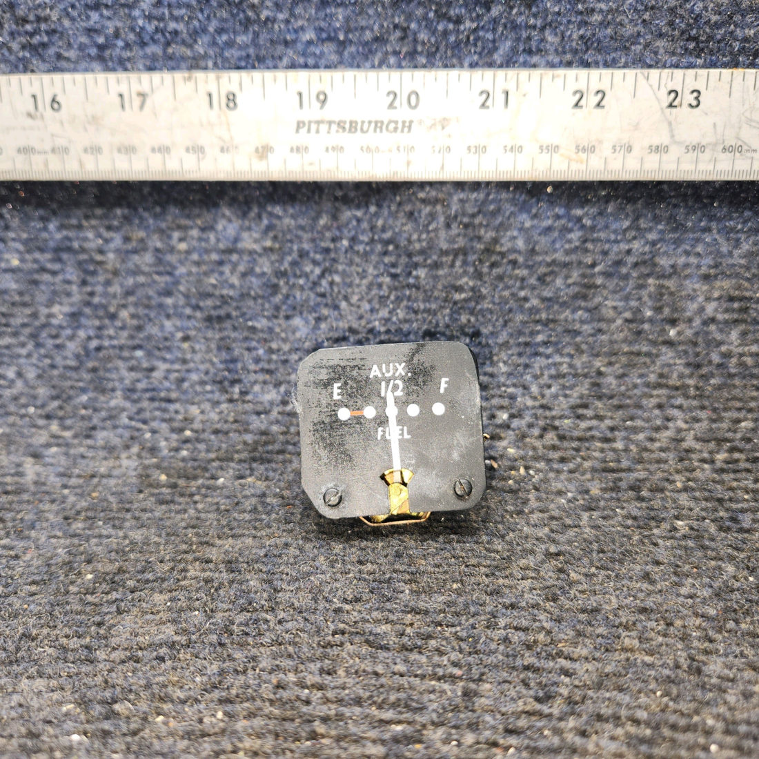 Used aircraft parts for sale, 433549 Stewart-Warner Cessna Fuel Gauge Indicator