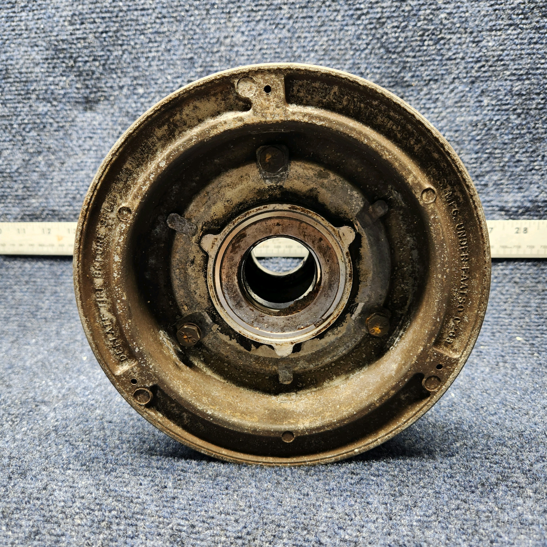 Used aircraft parts for sale, 161-04700 Cleveland  [part_model] Beechcraft C23 SUNDOWNER CLEVELAND  MAIN GEAR WHEEL (6.00-6)