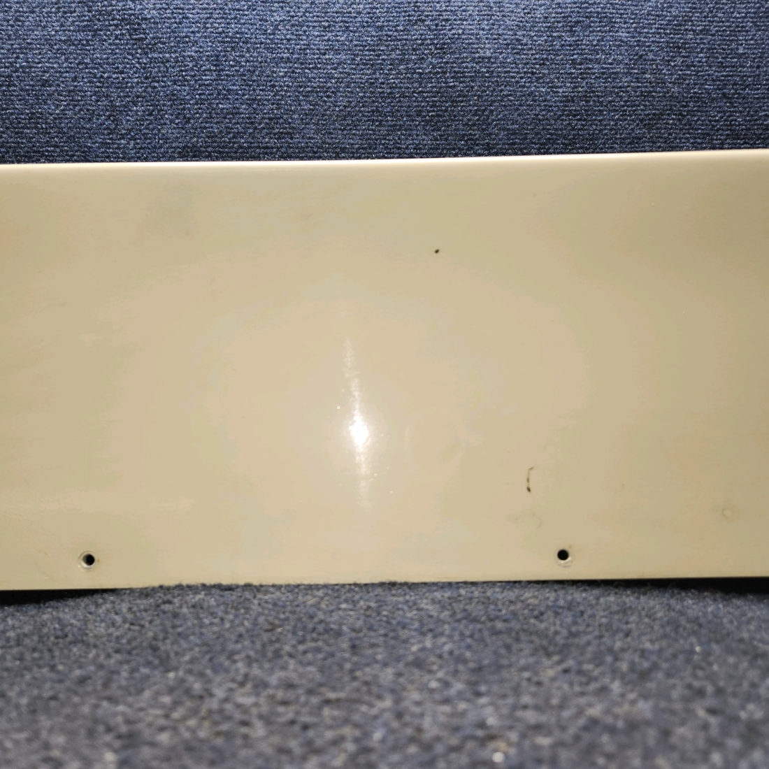 Used aircraft parts for sale, 0523565-200 CESSNA 172K WING TIP ASSEMBLY RH - HAS HOLE FOR STROBE.