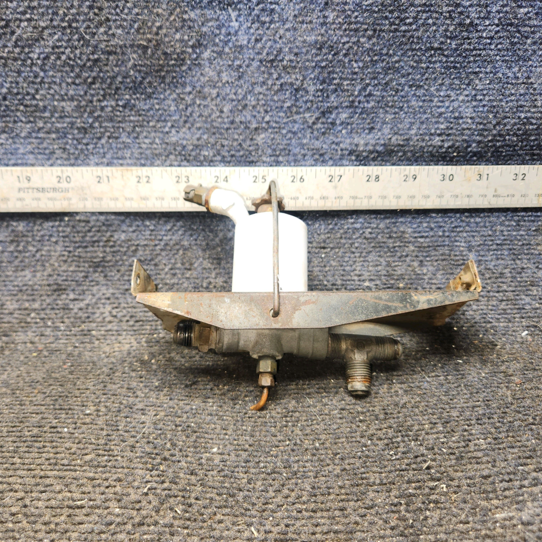Used aircraft parts for sale, 62301-003 piper PA-28-181 Fuel Gascolator Assembly