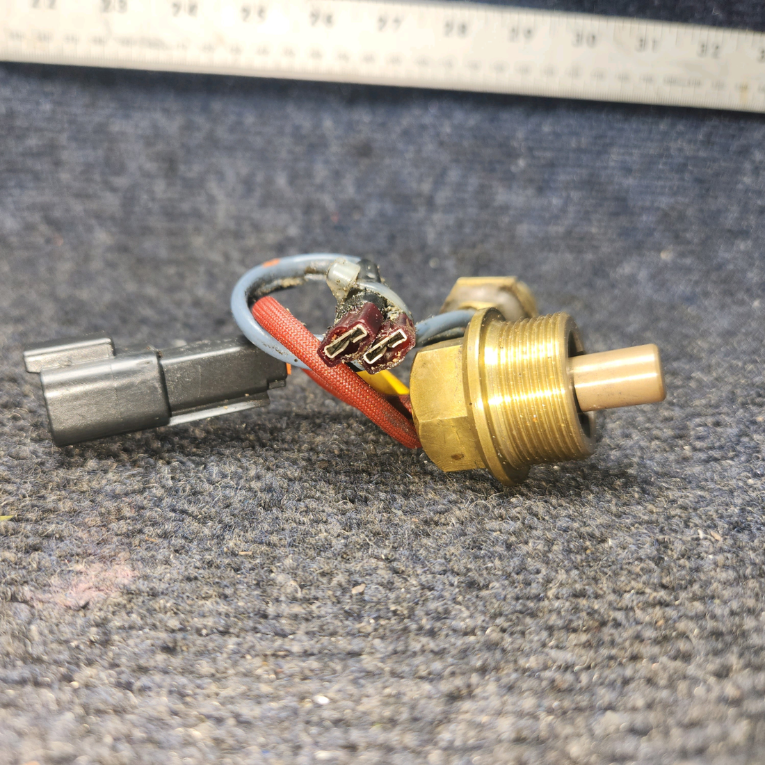 Used aircraft parts for sale, Tt02634 Tenis Lycoming O-540 PIPER PA-24-250 Threaded Heat Element - 115V