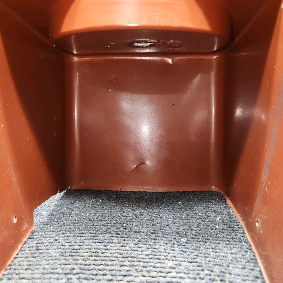 Used aircraft parts for sale, 0500233-1 Cessna 172F Center Console Cover Assembly