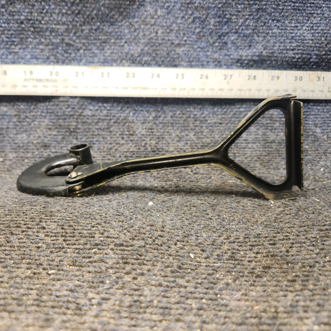 Used aircraft parts for sale, 2260122-1, 0411564-3 cessna 172N Link Assembly with Bellcrank