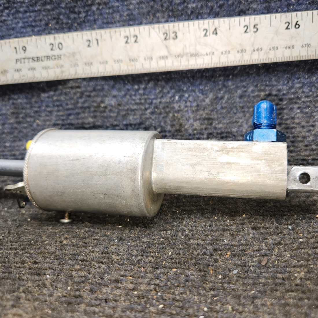 Used aircraft parts for sale, 0541138-20 cessna 150G Brake Cylinder Assembly