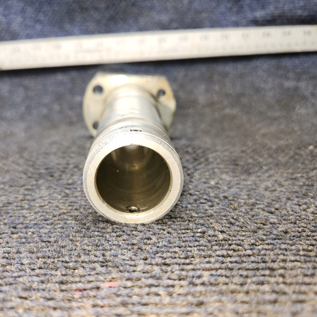 Used aircraft parts for sale, 0541124 Cessna 172E Main Gear Axle
