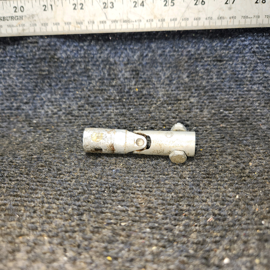 Used aircraft parts for sale, 0411079-1 Cessna C175 Control Yoke Universal Join