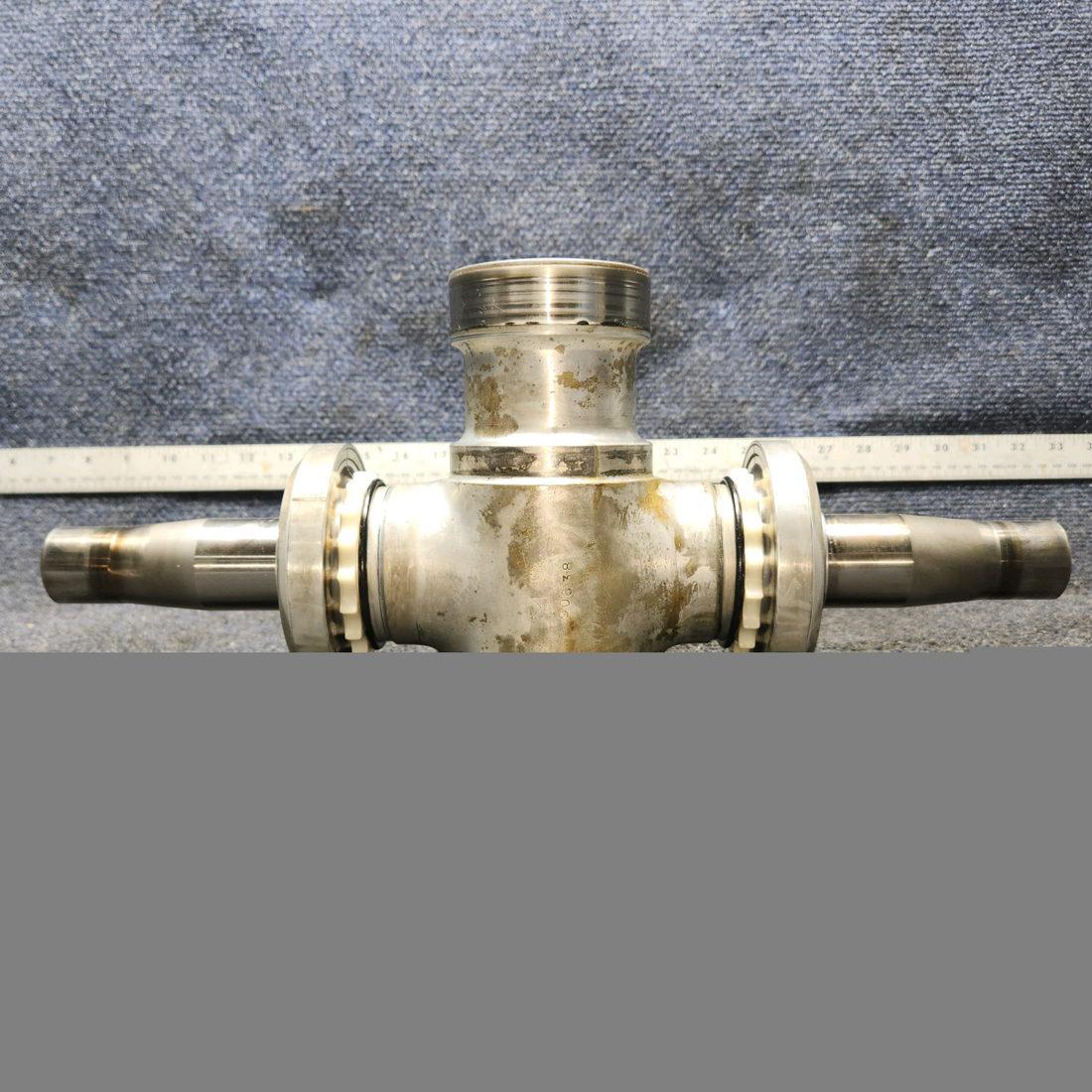 Used aircraft parts for sale, HC-A2V20-4A1 Hartzell BEECHCRAFT F35 Two Blade Preopeller W/ Adapter Kit Logs  (Prop Stuck)