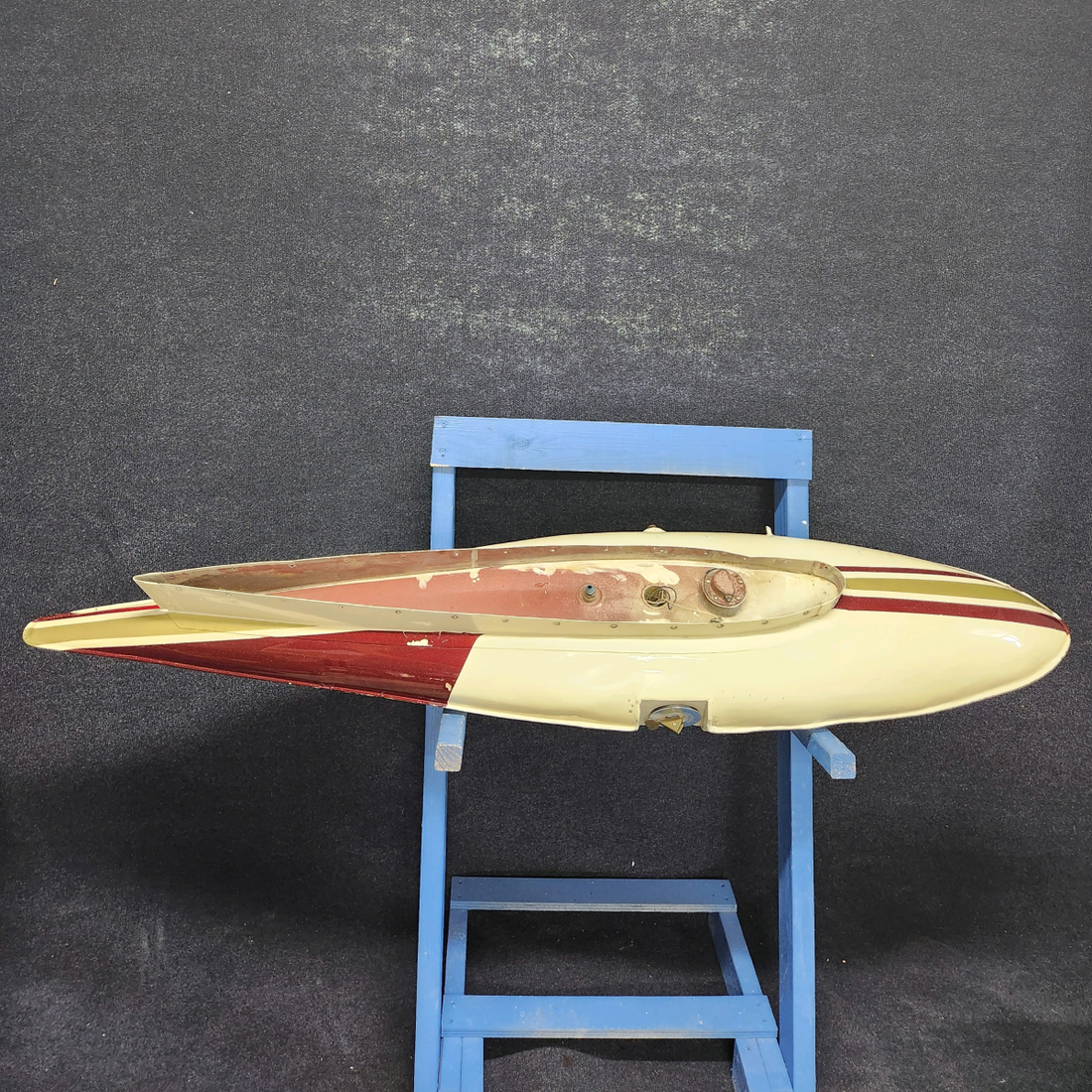 Used aircraft parts for sale, MECO Tip Tank BEECHCRAFT F35 BONANZA 10 GAL AUX TIP TANK LH AND RH "ALUMINUM" SET OF TWO.