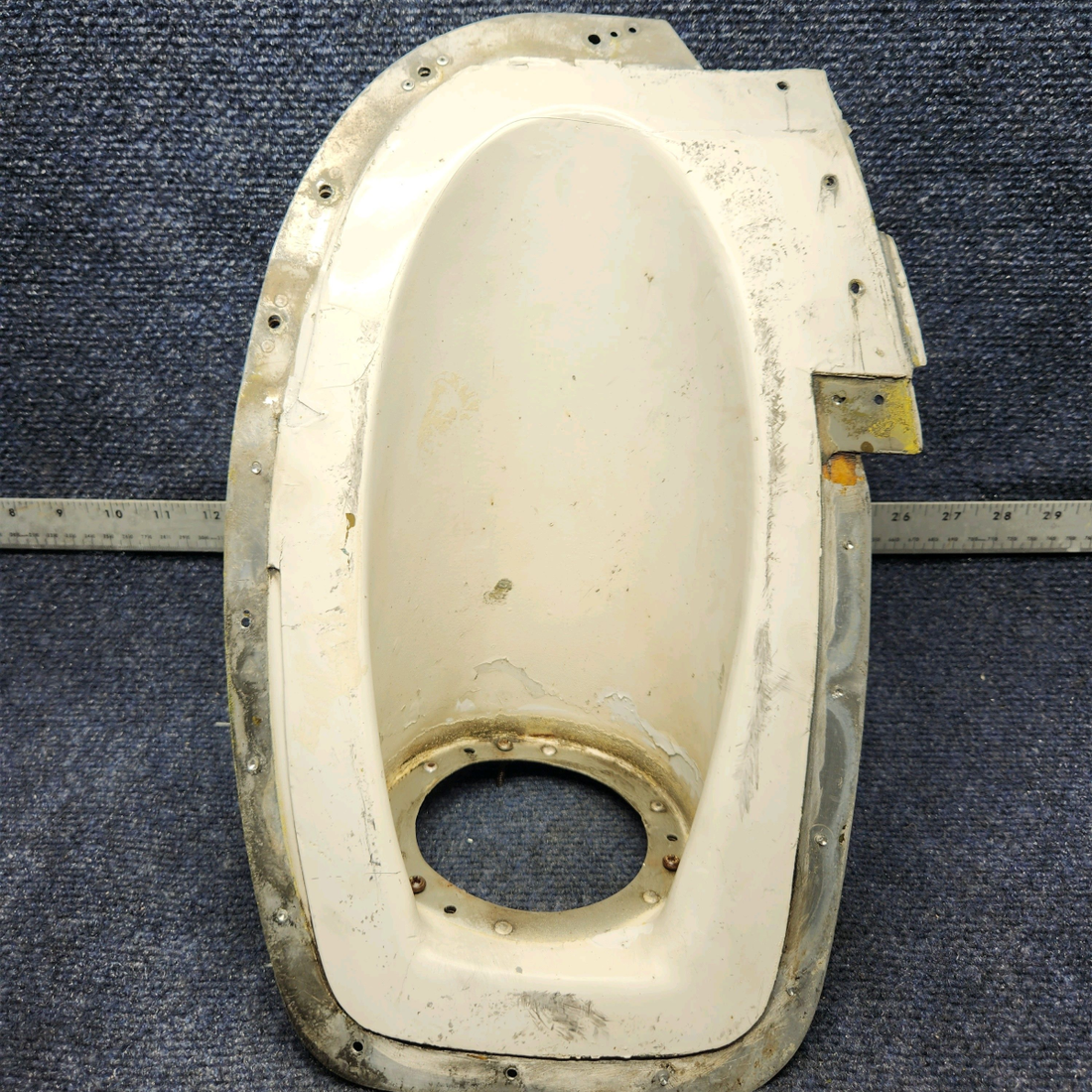 Used aircraft parts for sale, 2452006-22 CESSNA C172RG LANDING LIGHT HOUSING ASSEMBLY RH