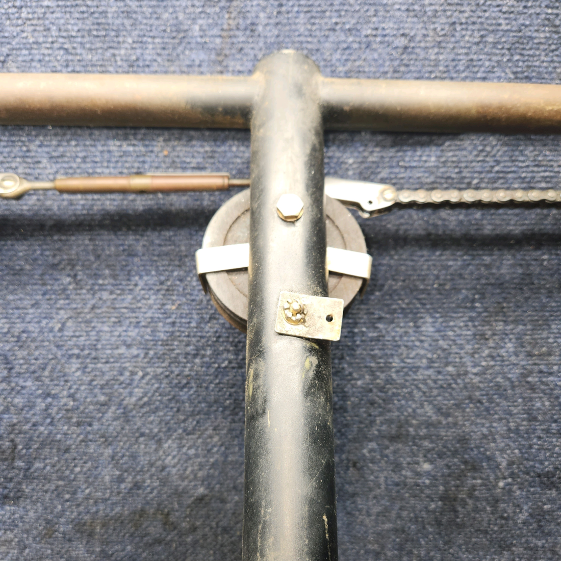 Used aircraft parts for sale, 169-524018-601 Beechcraft C23 SUNDOWNER Control Column Assembly