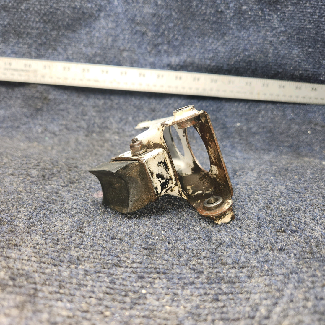 Used aircraft parts for sale, 63383-000 Piper PA28-140 Nose Gear Lower Torque Link Assembly