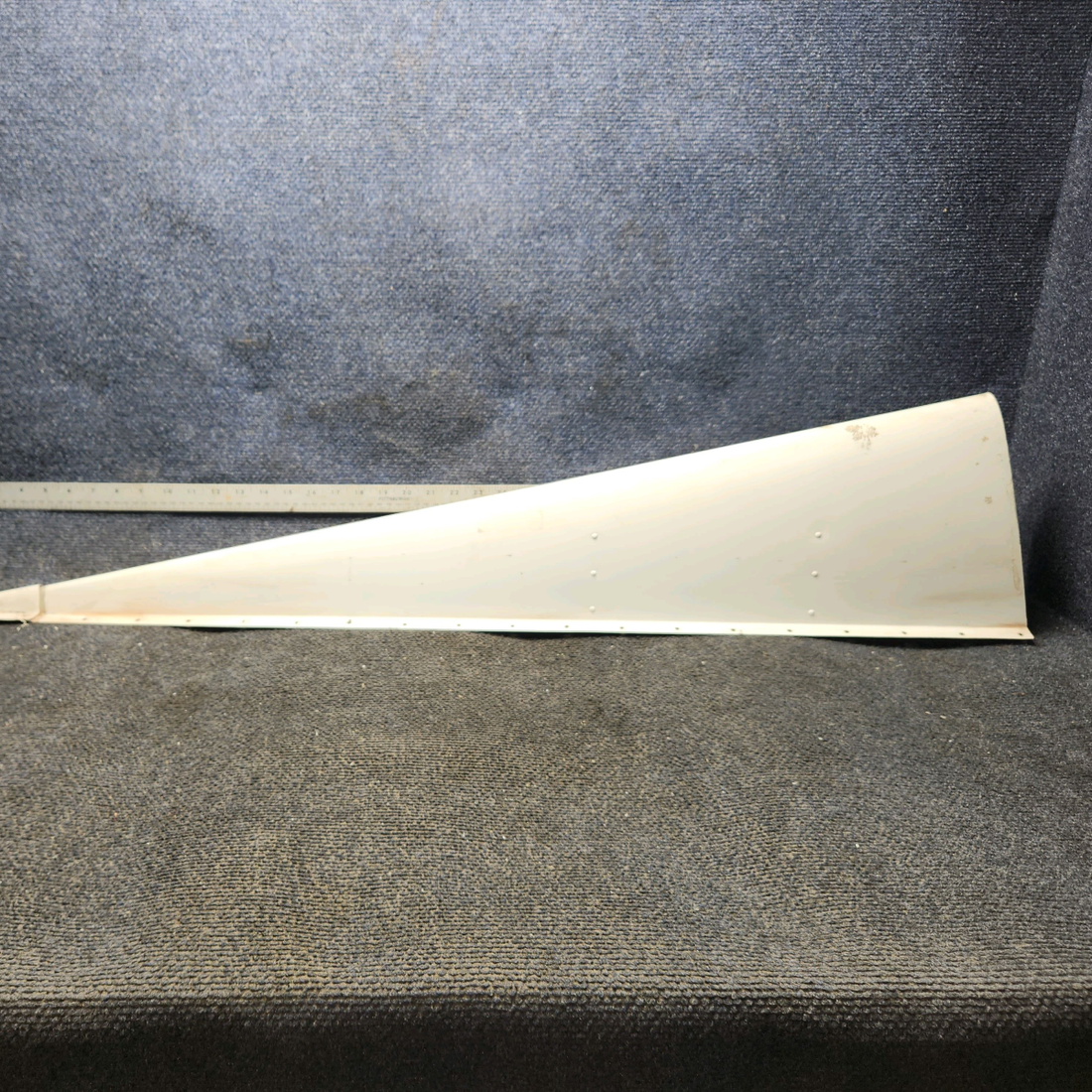 Used aircraft parts for sale, 0531001-6 Cessna 172 Dorsal Fin