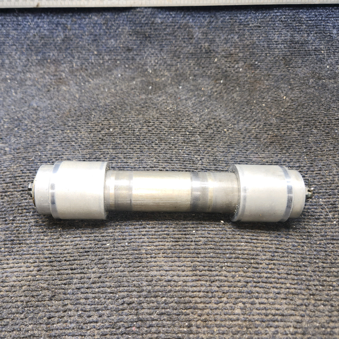 Used aircraft parts for sale, 543003, 543037-1 cessna 172N Tube-Axle Kit