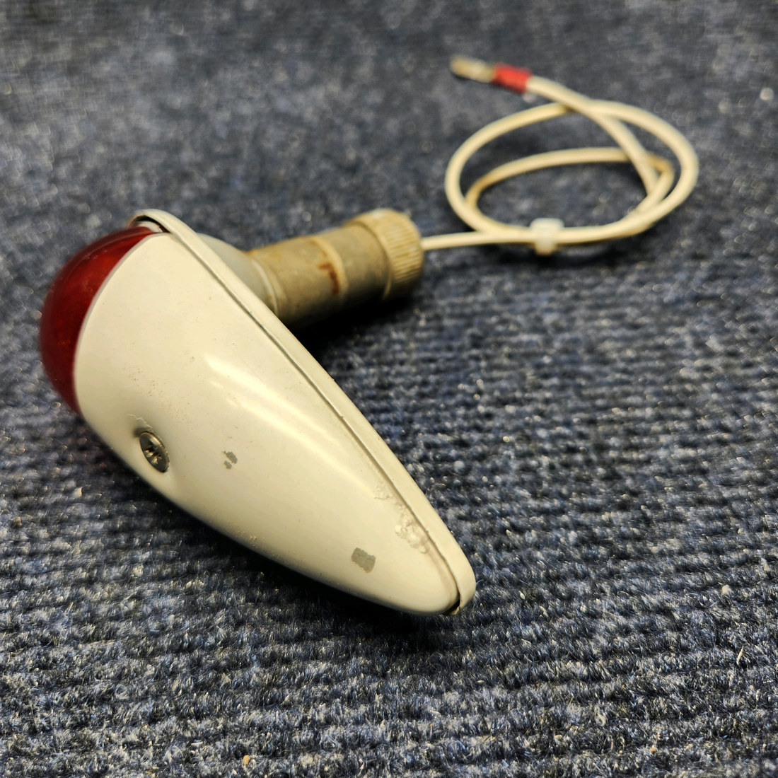 Used aircraft parts for sale, A-1285-R-12 GRIMES Beechcraft C23 SUNDOWNER GRIMES NAVIGATION LIGHT ASSEMBLY LH (VOLTS: 14) RED
