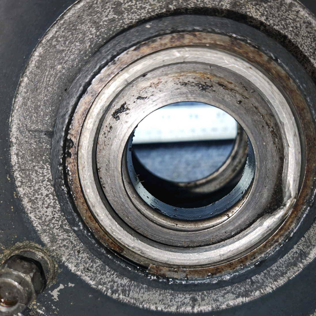 Used aircraft parts for sale, 40-86 Cleveland Cessna 172F 6.00-6 Main Wheel Assembly