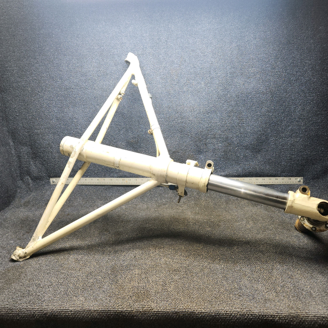 Used aircraft parts for sale, 45-815201-603 Beechcraft F35 Landing Gear Shock Absorber Assy - RH