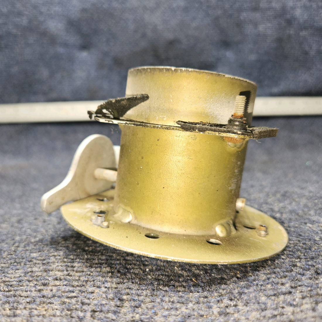 Used aircraft parts for sale, 68416-003 PIPER PA28RT-201 Forward Air Vent W/Tube - R.H