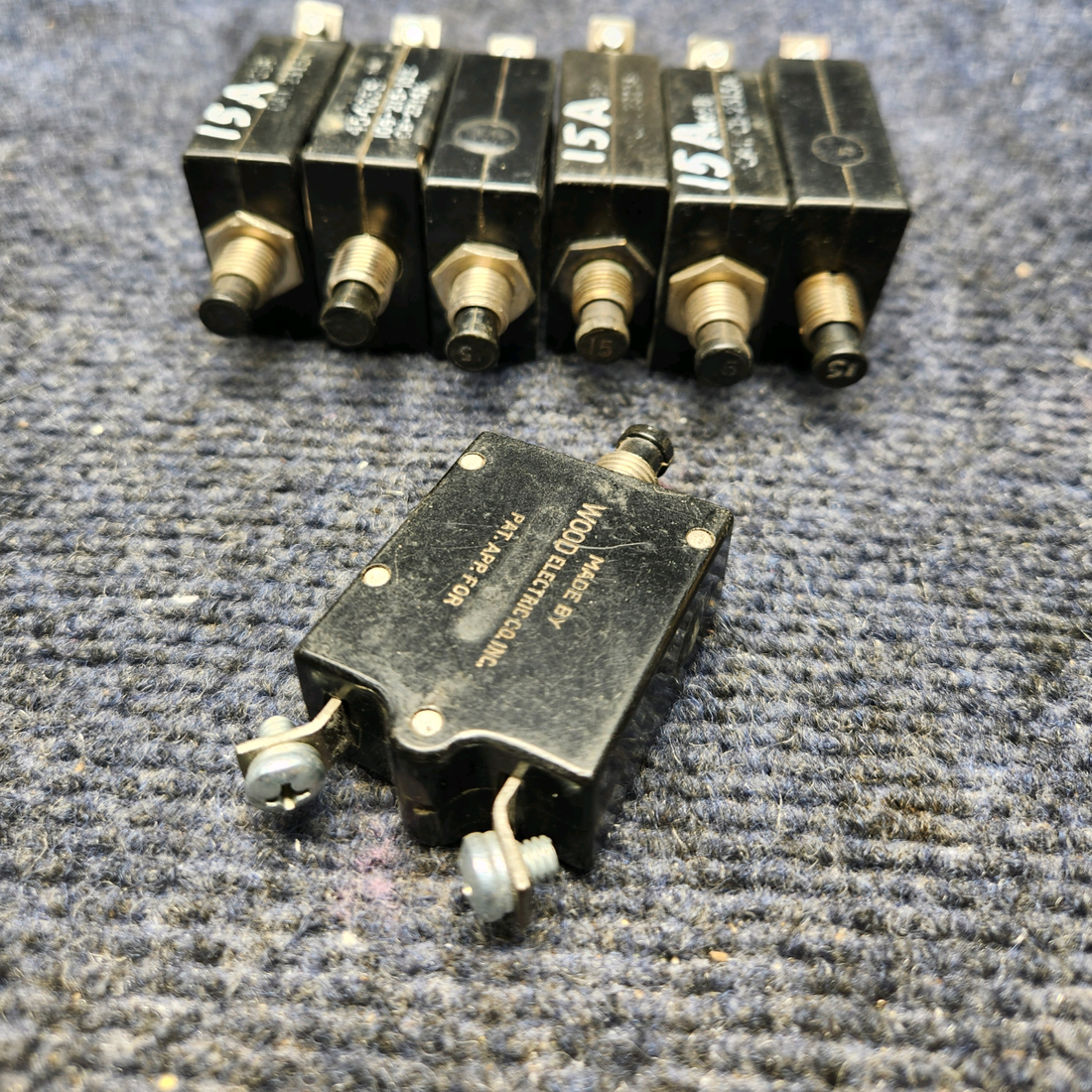 Used aircraft parts for sale, CB-2315A Wood Electric PUSH TO RESET CIRCUIT BREAKER "PRICE PER EACH"