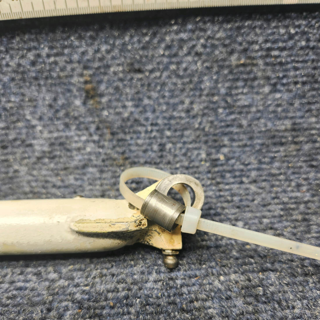 Used aircraft parts for sale, 45-825080-13 Beechcraft F33A NOSE GEAR RETRACT DRAG LEG