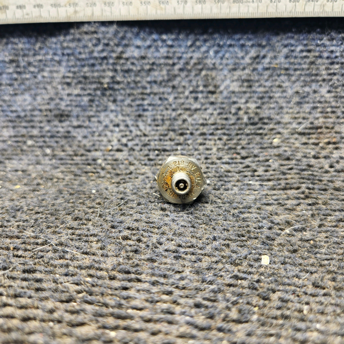 Used aircraft parts for sale, 0543036-1 cessna 172N Valve Assembly