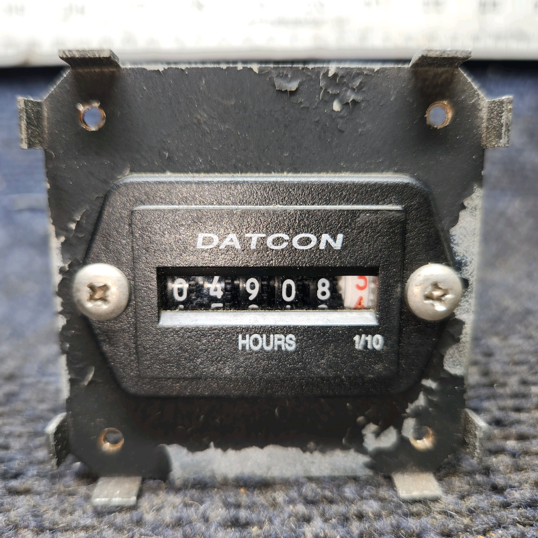 Used aircraft parts for sale, 51006-00 Datcon 102033 Piper PA28-161 Engine Hour Meter Indicator