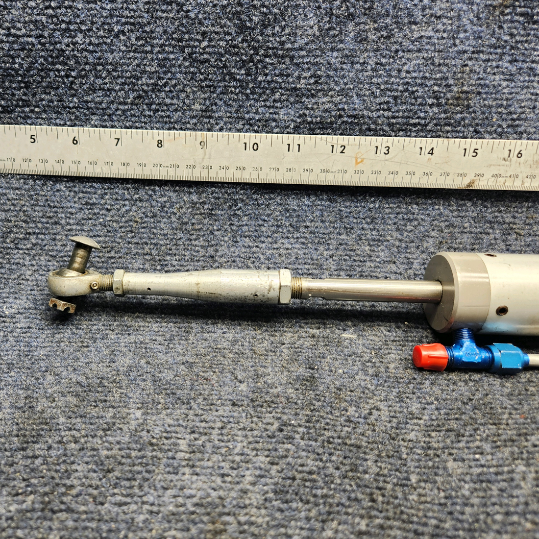 Used aircraft parts for sale, 69-380060-1 Beechcraft A24R Actuator Hydraulic Retract MGL