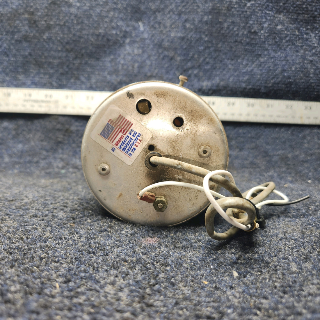 Used aircraft parts for sale, HRDF-14/28 WHELEN Piper PA28-140 Beacon Strobe Light Assembly