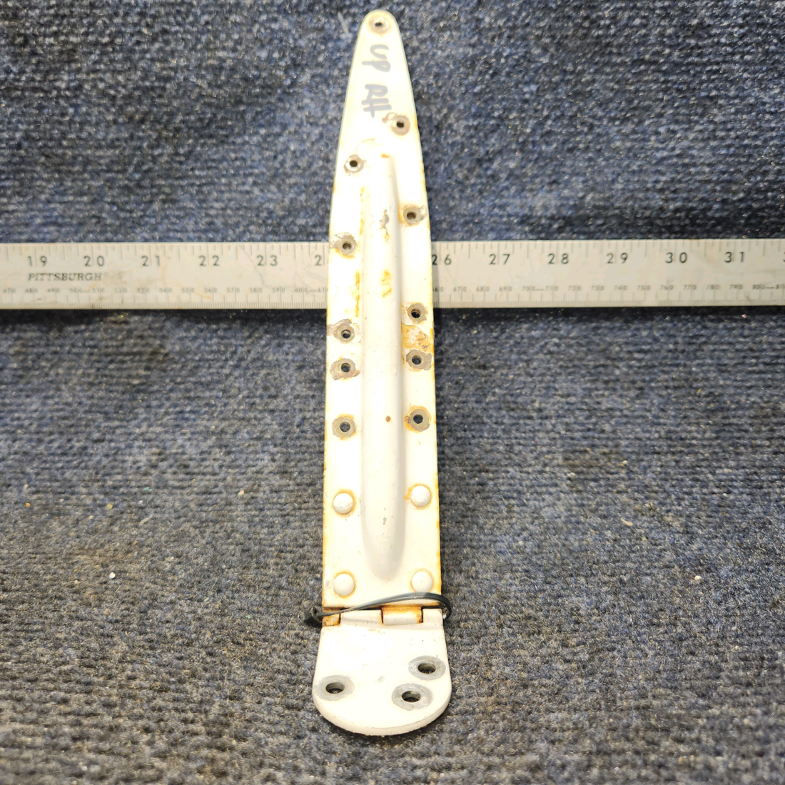 Used aircraft parts for sale, 0511280-2 Cessna C172RG CABIN DOOR HINGE ASSY UPPER RH