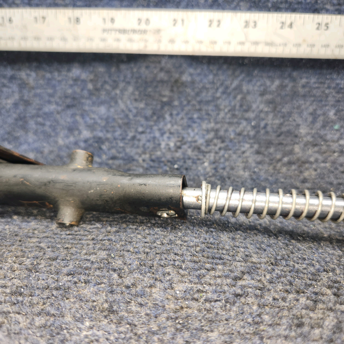 Used aircraft parts for sale, 10-22 Piper PA28-140 Brake Master Cylinder with Handle