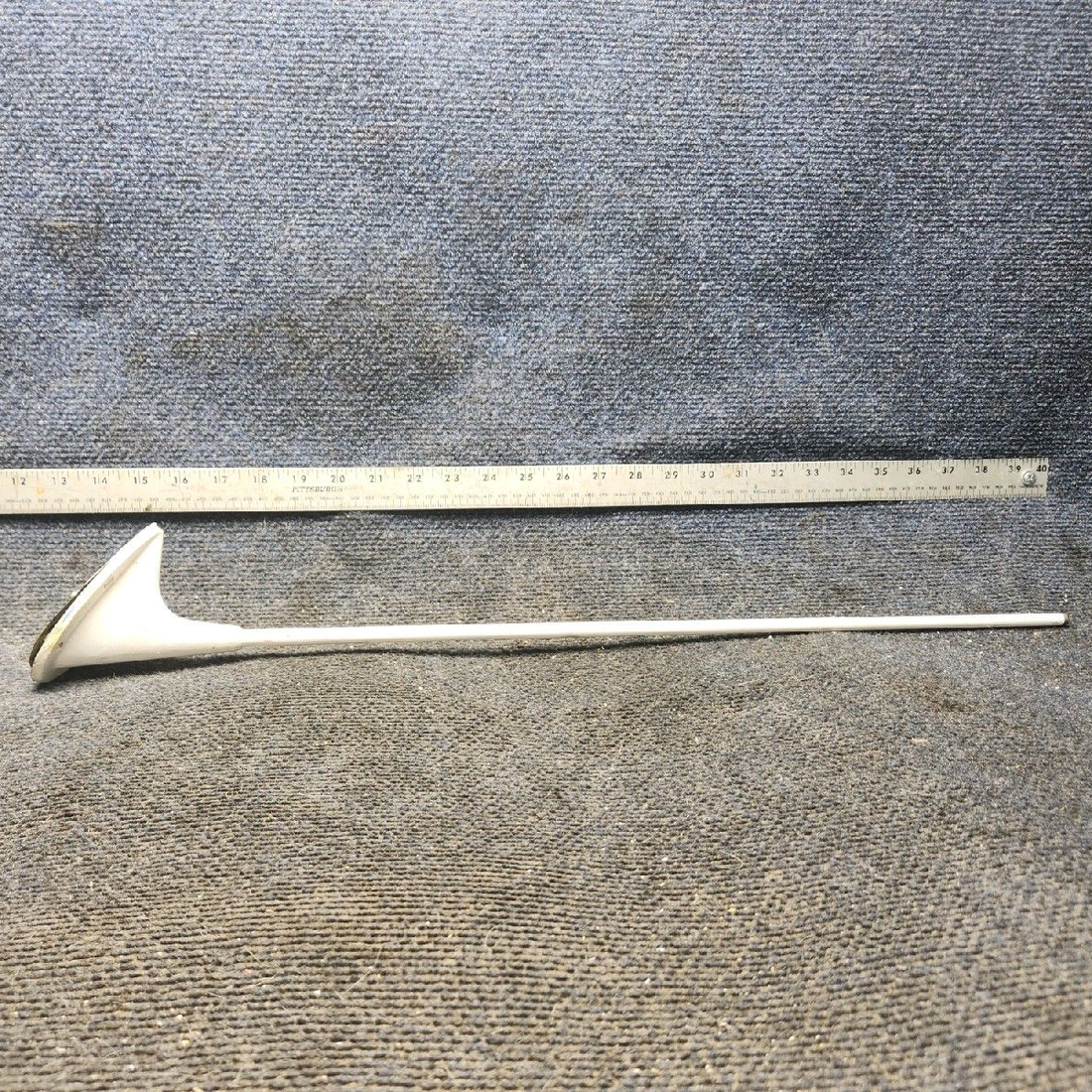 Used aircraft parts for sale, AV-10 RA Miller piper PA-28-181 VHF Communication Antenna
