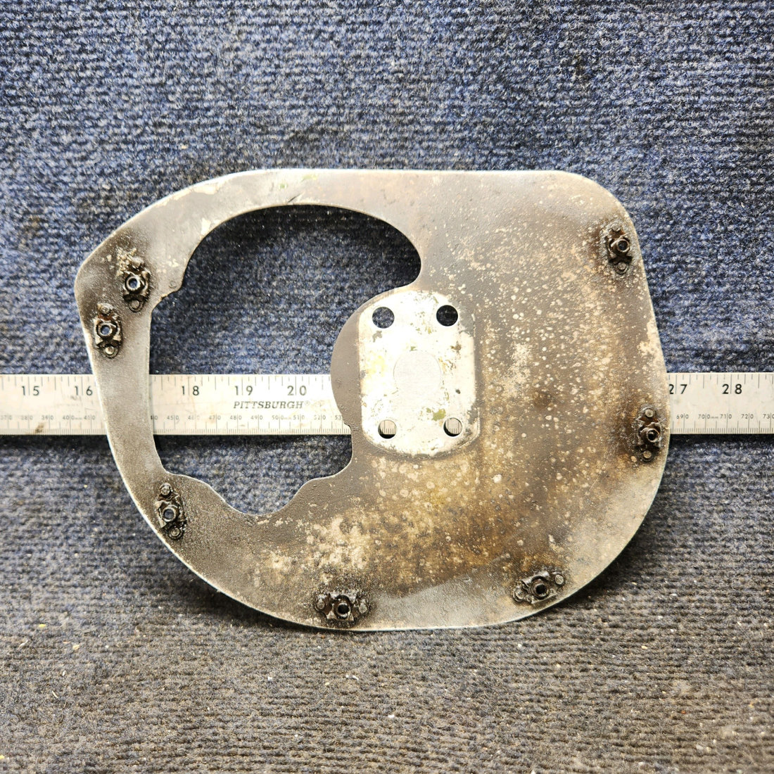 Used aircraft parts for sale, 0741610-11 Cessna 172E Wheel Pant Support Bracket LH