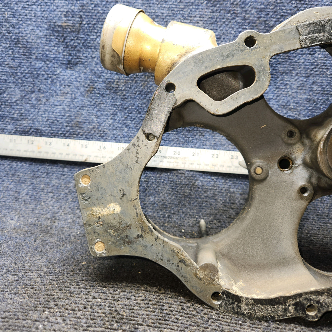 Used aircraft parts for sale, 530007 Continental O-300 C-145 Cessna 172F Engine Accessory Case