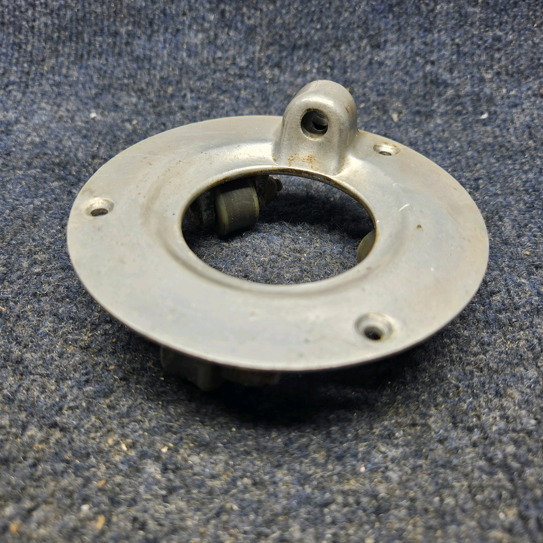 Used aircraft parts for sale, 35-524125 BEECHCRAFT F35 CONTROL COLUMN HANGAR ASSEMBLY