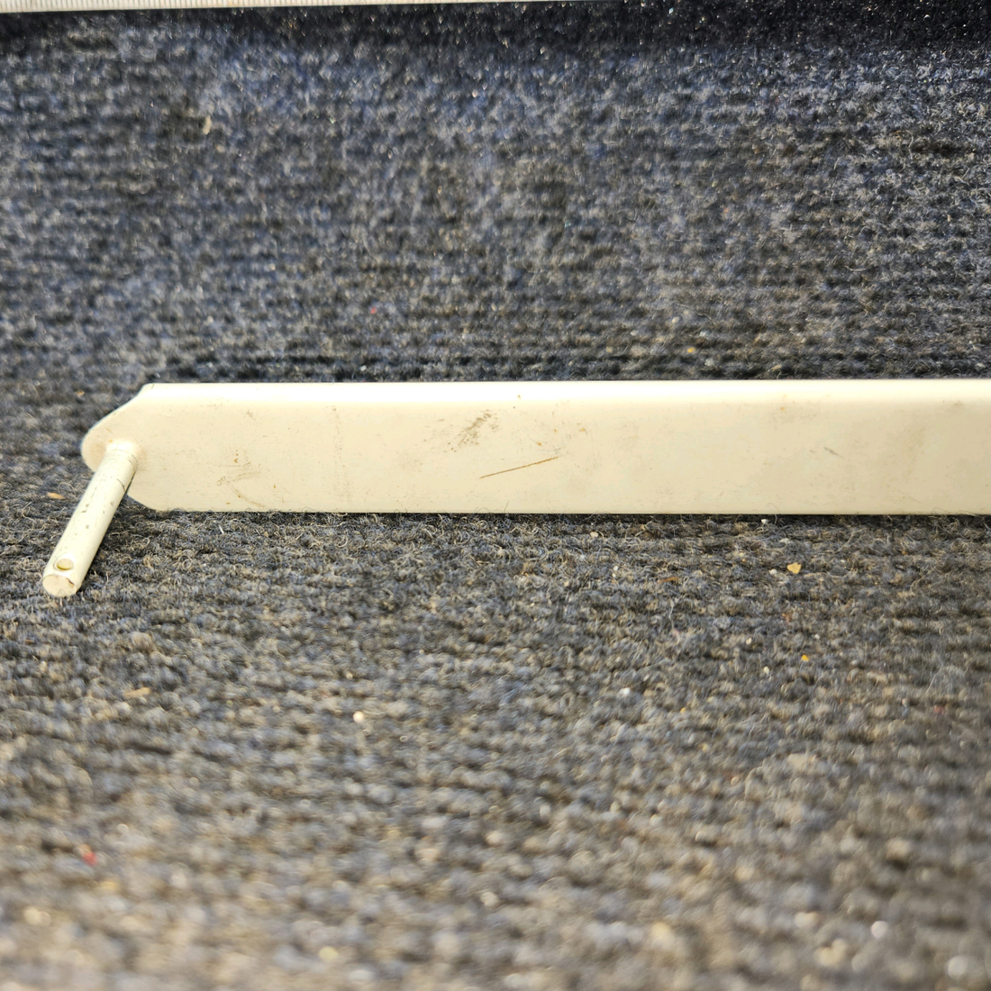 Used aircraft parts for sale, 350154-901 Mooney M20J-M20K Hold Open Door Assy Baggage