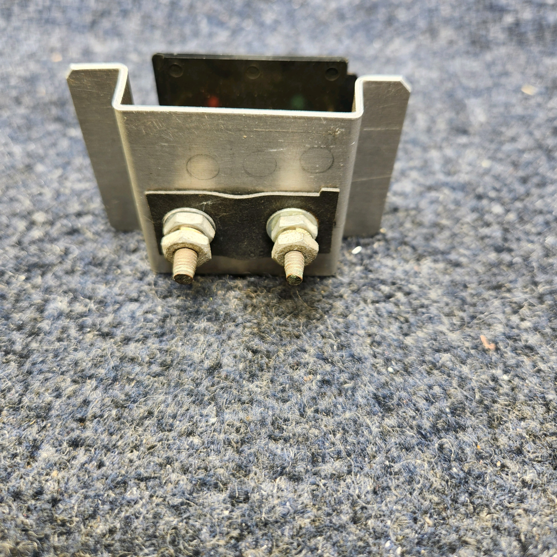 Used aircraft parts for sale, 1514243 BEECHCRAFT F35 OIL TEMP INDICATOR12 VOLTS