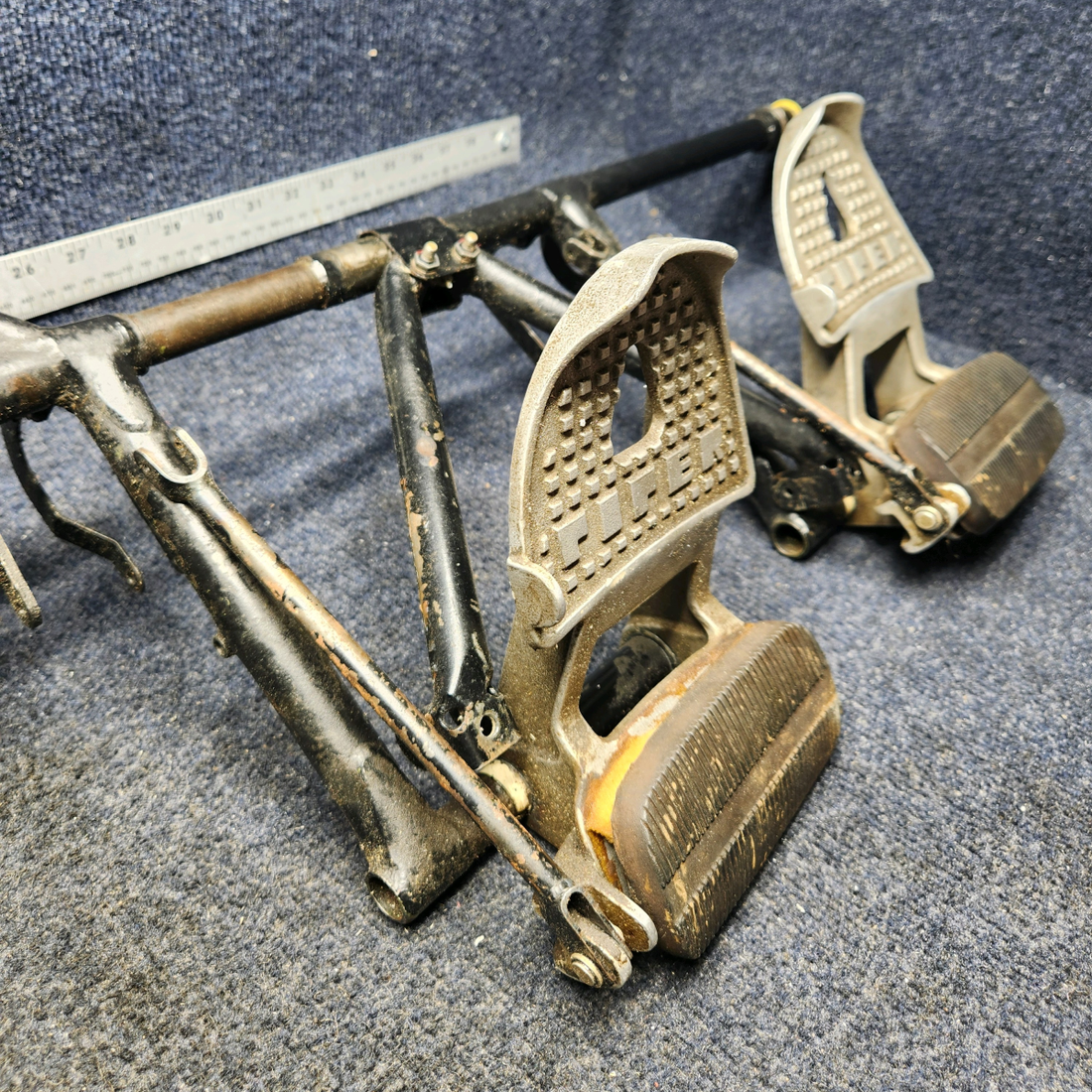 Used aircraft parts for sale, 63464-005 Piper PA32RT-300 RUDDER PEDAL BAR ASSEMBLY NO MASTER CYLINDER INCLUDE