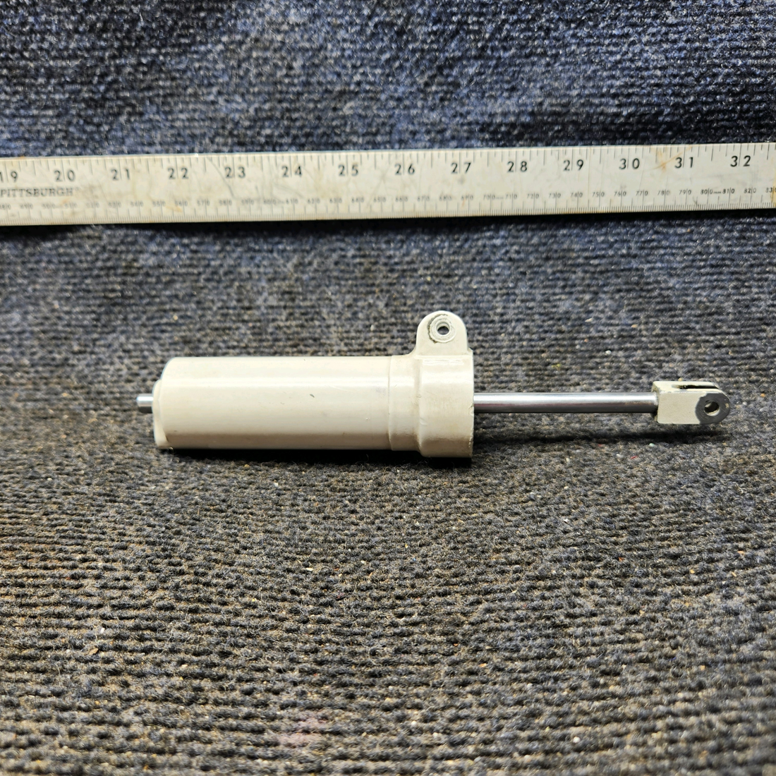 Used aircraft parts for sale, 0442512-1 Cessna 172E Shimmy Dampener Assembly