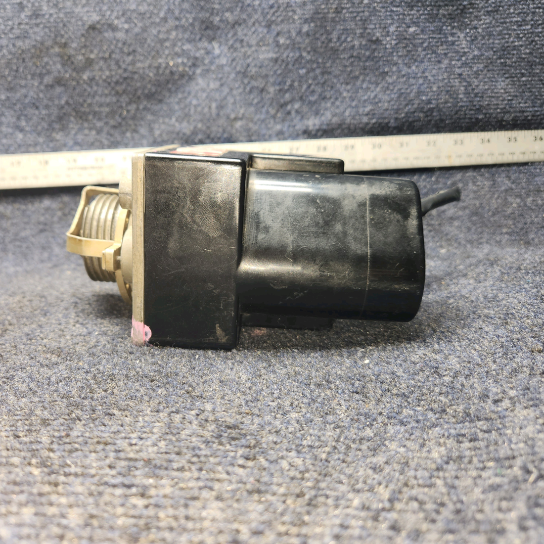 Used aircraft parts for sale, 065-0051-04 Cessna 172RG KAP150 Primary Servo 28 Volts