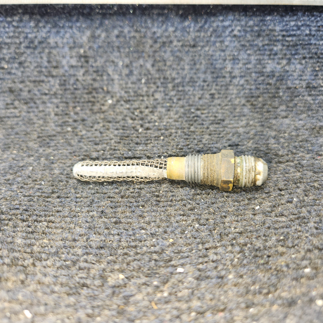 Used aircraft parts for sale, 0422130 Cessna 172E Fuel Tank Strainer (Finger Screen)
