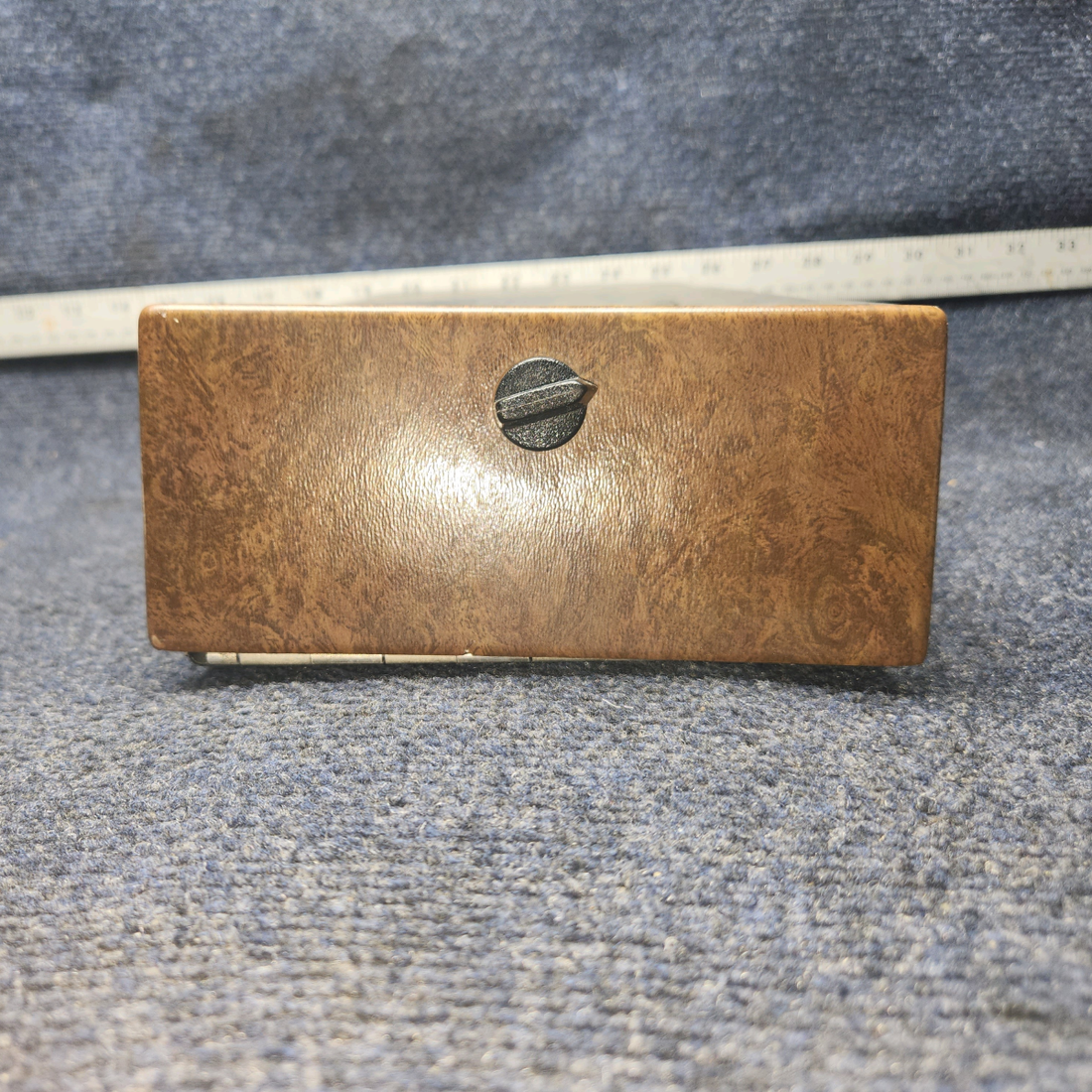 Used aircraft parts for sale, 0513085-16 Cessna 172RG Glove Box Assembly with Door